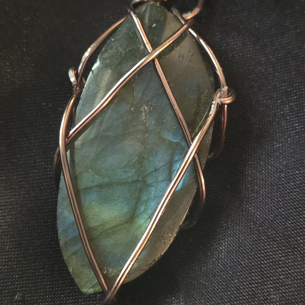 Elegant Wire-Wrapped Labradorite Pendant